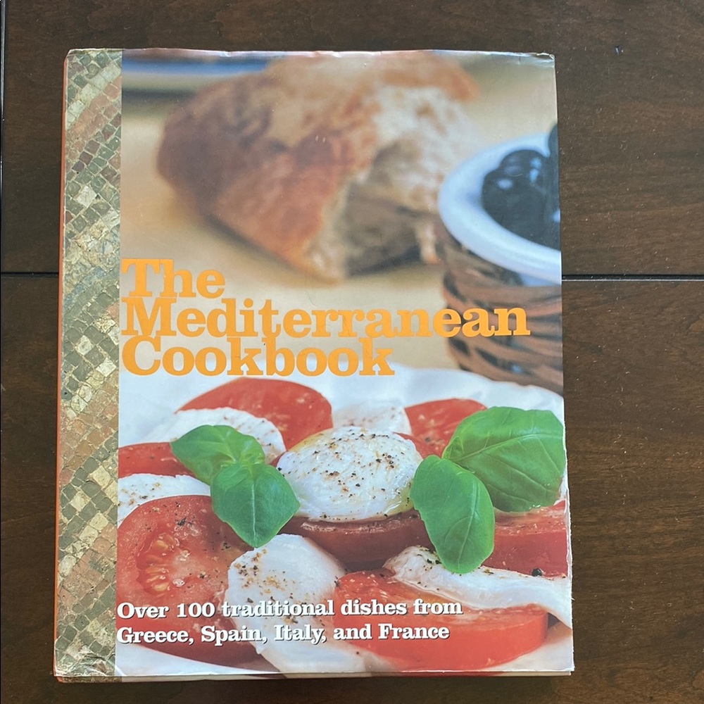 The Mediterranean Cookbook-2005